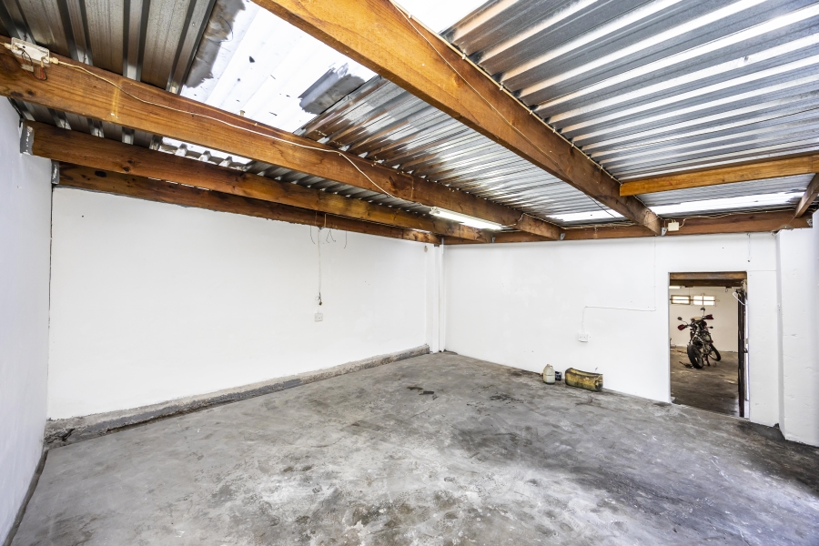 Commercial Property for Sale in Quigney Eastern Cape